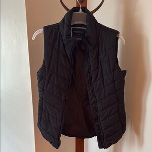 Aeropostale Black Quilted Vest